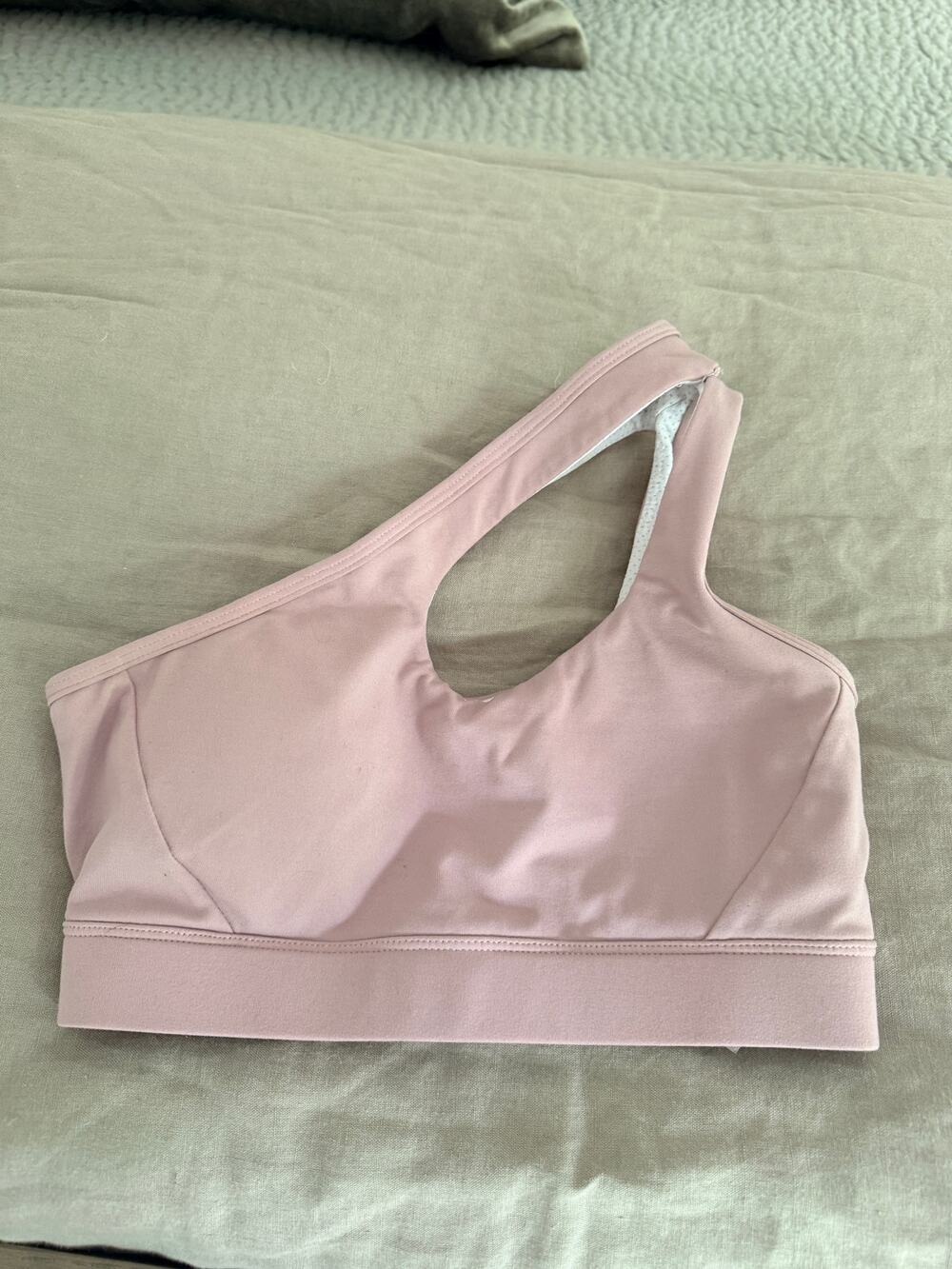The Diosafit Essential Bra Top